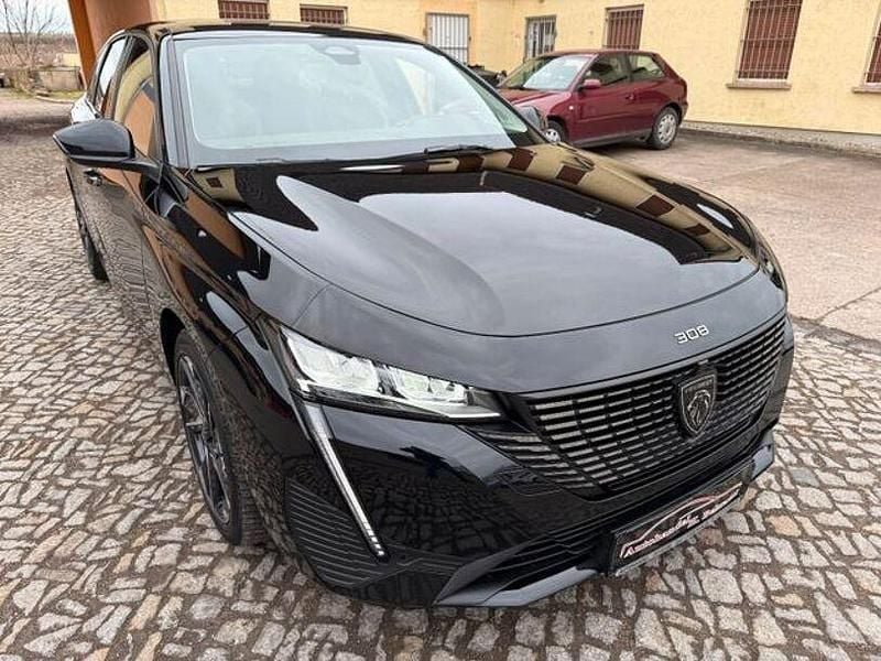 Gebraucht Peugeot 308 131 PS (96 kW) 2023 Schwarz Limousine
