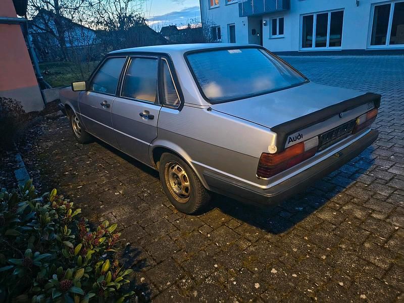 Gebraucht Audi 80 90 PS (66 kW) 1984 Silber Limousine