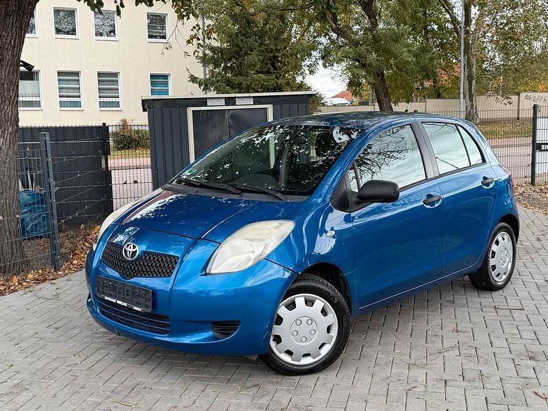 Blau Gebraucht 2008 Toyota Yaris Kleinwagen | 1.950 € (Guter Preis) - Bild 1/4