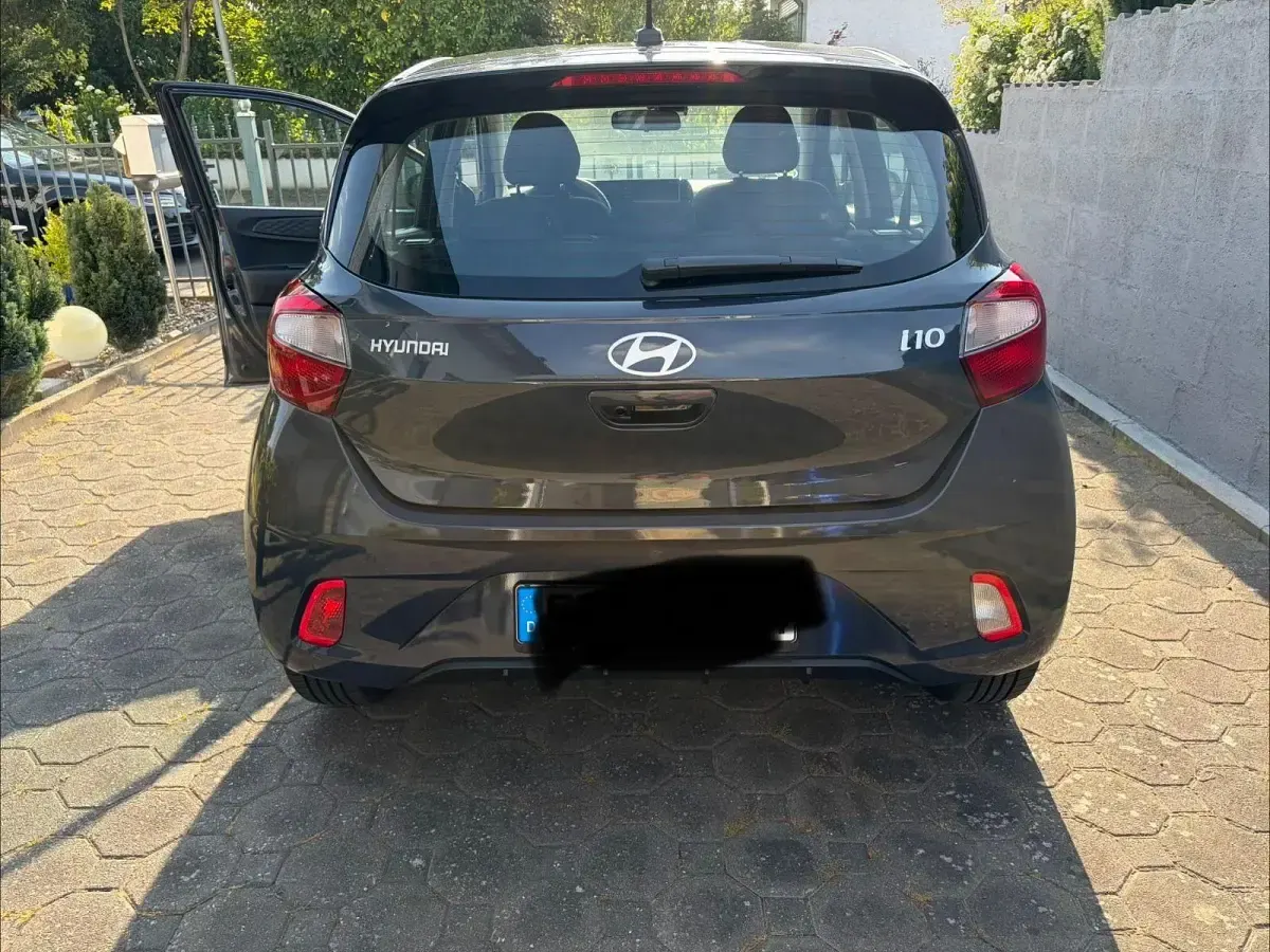 Neu Hyundai i10 Comfort 79 PS (58 kW) 2025 Schwarz Kleinwagen