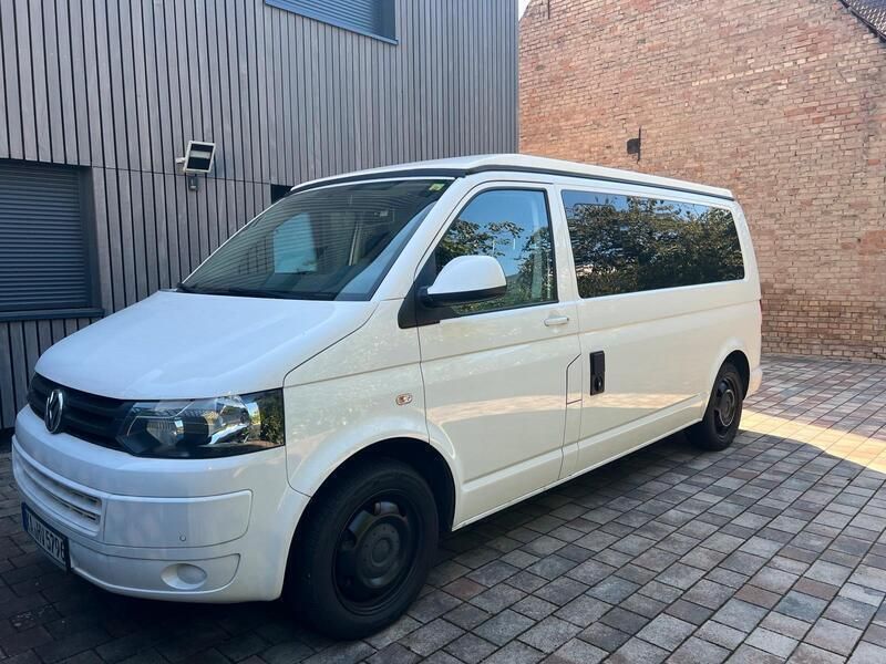 Weiß Gebraucht 2013 VW T5 Van | 25.999 € - Bild 1/4