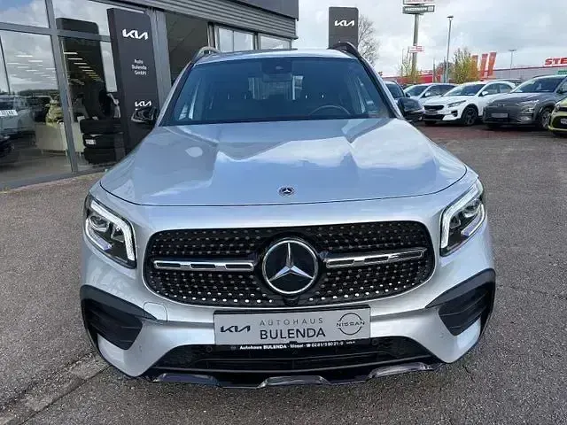 Gebraucht Mercedes GLB200 AMG line 163 PS (119 kW) 2022 Andere SUV