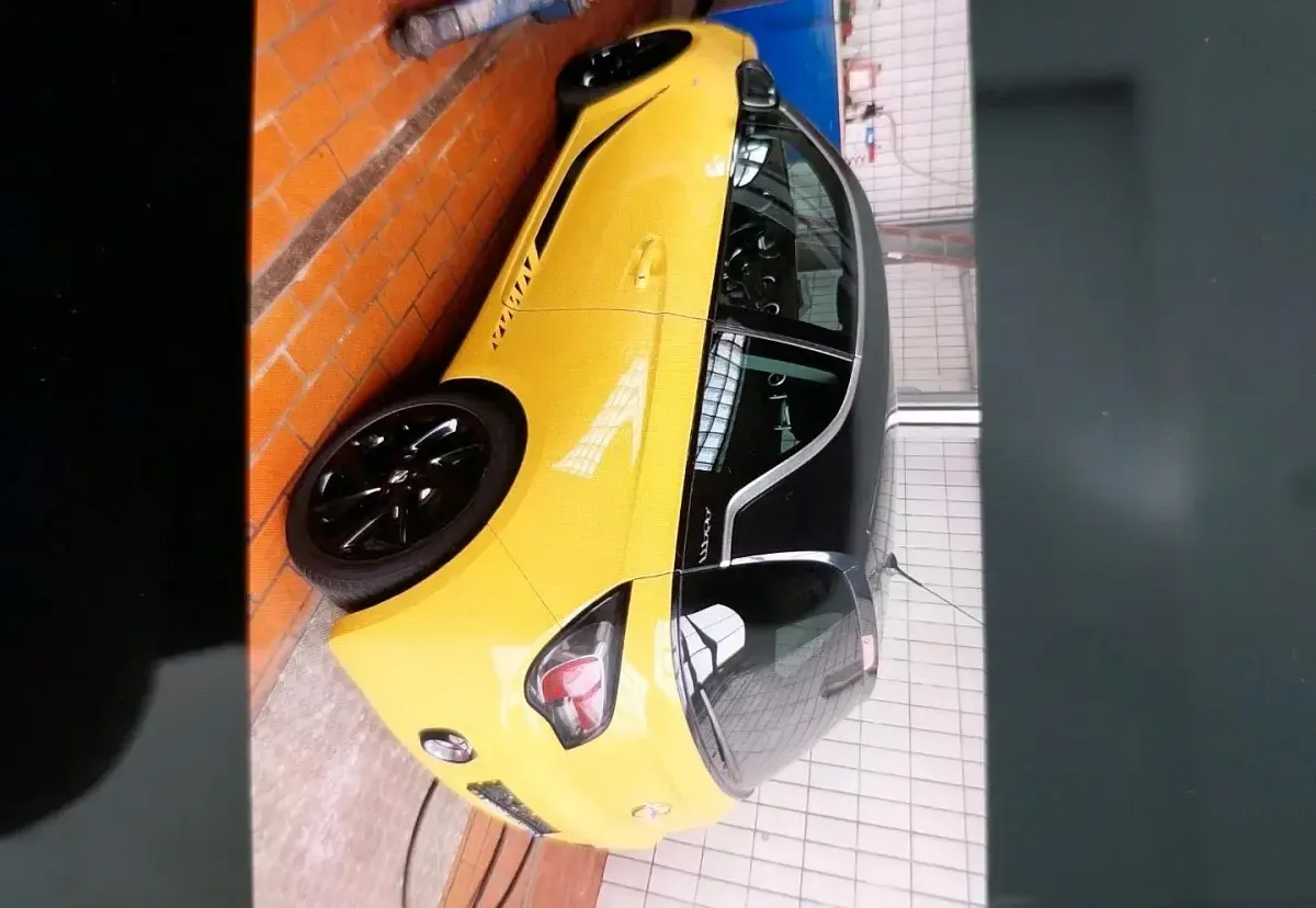 Gebraucht Opel Adam 100 PS (73 kW) 2013 Gelb Kleinwagen