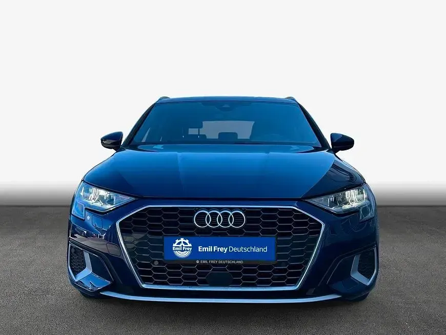 Gebraucht Audi A3 Advanced Plus 110 PS (80 kW) 2023 Navarrablau metallic Limousine