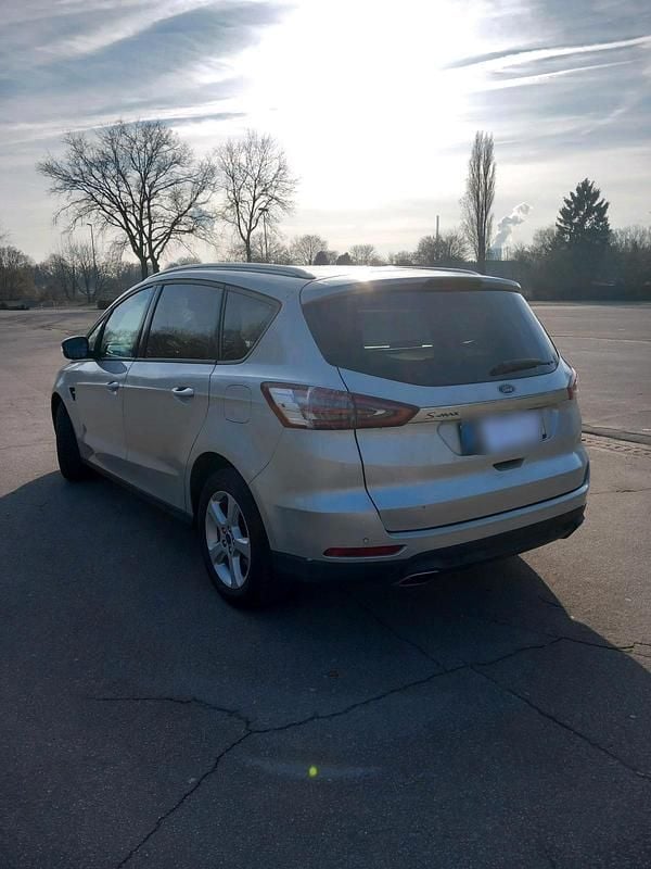 Gebraucht Ford S-MAX S 190 PS (139 kW) 2019 Silber Van / Kleinbus