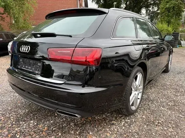 Gebraucht Audi A6 Ambiente 218 PS (160 kW) 2015 Schwarz Kombi