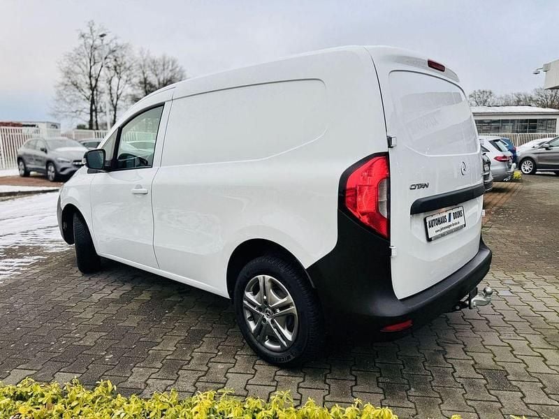 Gebraucht Mercedes Citan 110 95 PS (69 kW) 2022 Arktisweiß Van / Kleinbus