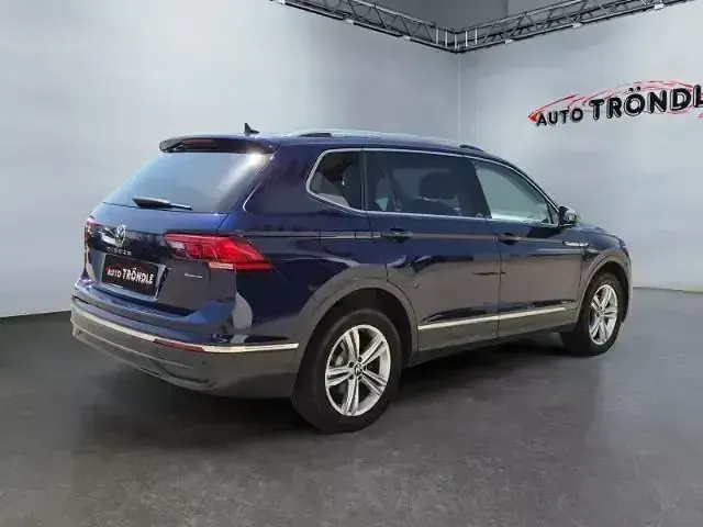 Gebraucht VW Tiguan Allspace Life 150 PS (110 kW) 2022 Andere SUV