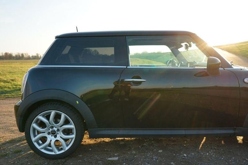 Gebraucht Mini Cooper 120 PS (88 kW) 2009 Schwarz Kleinwagen