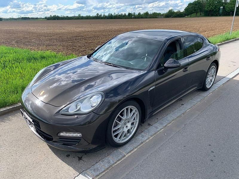 Gebraucht Porsche Panamera 299 PS (219 kW) 2010 Grau Kleinwagen