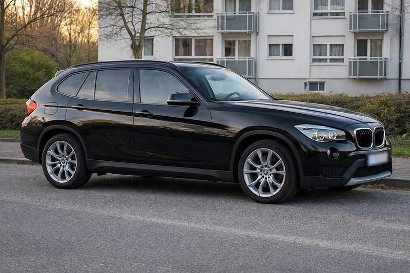 Gebraucht BMW X1 184 PS (135 kW) 2012 Schwarz SUV