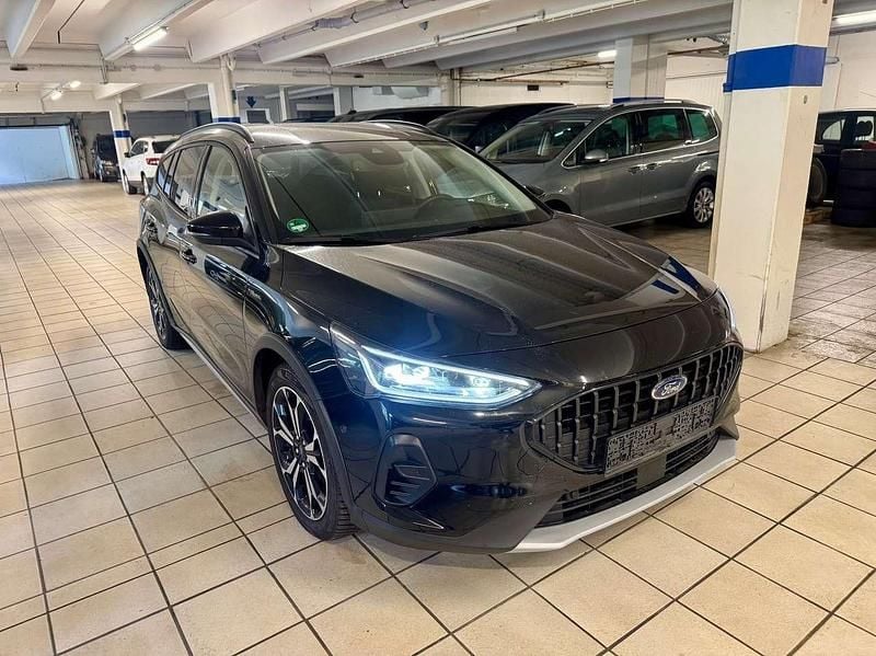 Agate black Gebraucht 2023 Ford Focus Active X Kombi | 21.499 € (Guter Preis) - Bild 1/4