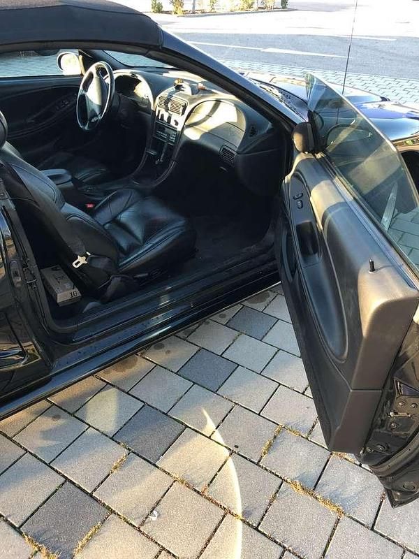 Gebraucht Ford Mustang GT 218 PS (160 kW) 1996 Schwarz Cabrio