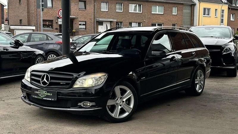 Obsidianschwarz Gebraucht 2009 Mercedes C350 Kombi | 5.990 € (Fairer Preis) - Bild 1/4
