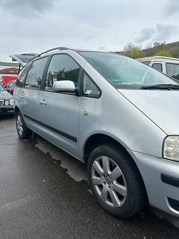 Gebraucht VW Sharan 115 PS (84 kW) 2003 Silber Van / Kleinbus