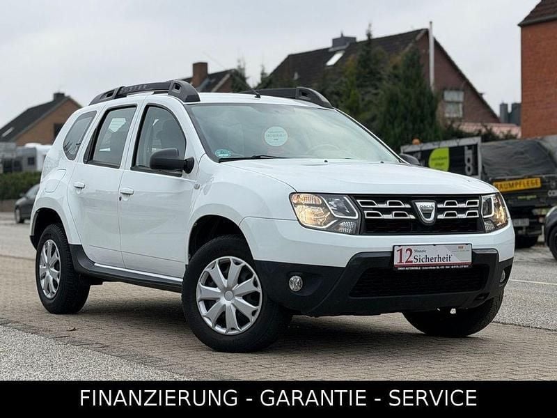 Weiß Gebraucht 2016 Dacia Duster Lauréate SUV | 8.499 € (Fairer Preis) - Bild 1/4