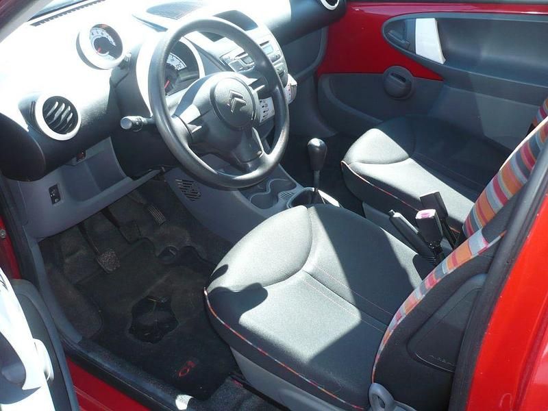 Gebraucht Citroën C1 Chic 68 PS (50 kW) 2010 Rouge scarlet Kleinwagen