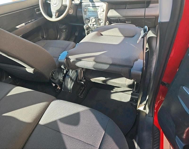 Gebraucht Mazda 2 80 PS (58 kW) 2007 Rot Kleinwagen