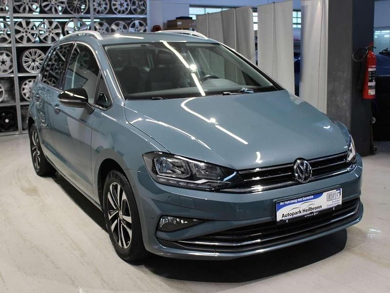 Gebraucht VW Golf Sportsvan IQ Drive 116 PS (85 kW) 2019 Petroleum blue metallic Van / Kleinbus