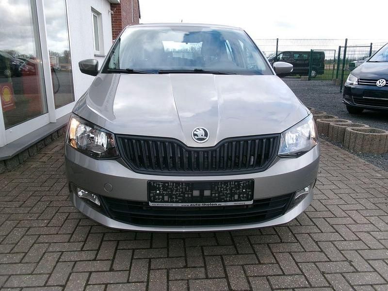 Gebraucht Skoda Fabia Cool Plus 60 PS (44 kW) 2017 Beige Limousine