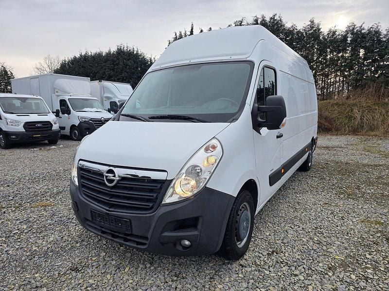 Gebraucht Opel Movano 131 PS (96 kW) 2018 Weiß Van / Kleinbus