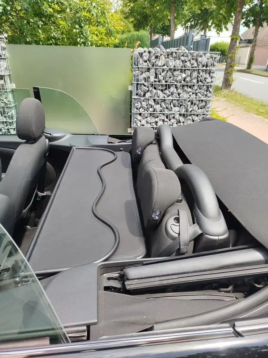 Gebraucht Mini ONE Pepper 98 PS (72 kW) 2014 Schwarz Kleinwagen