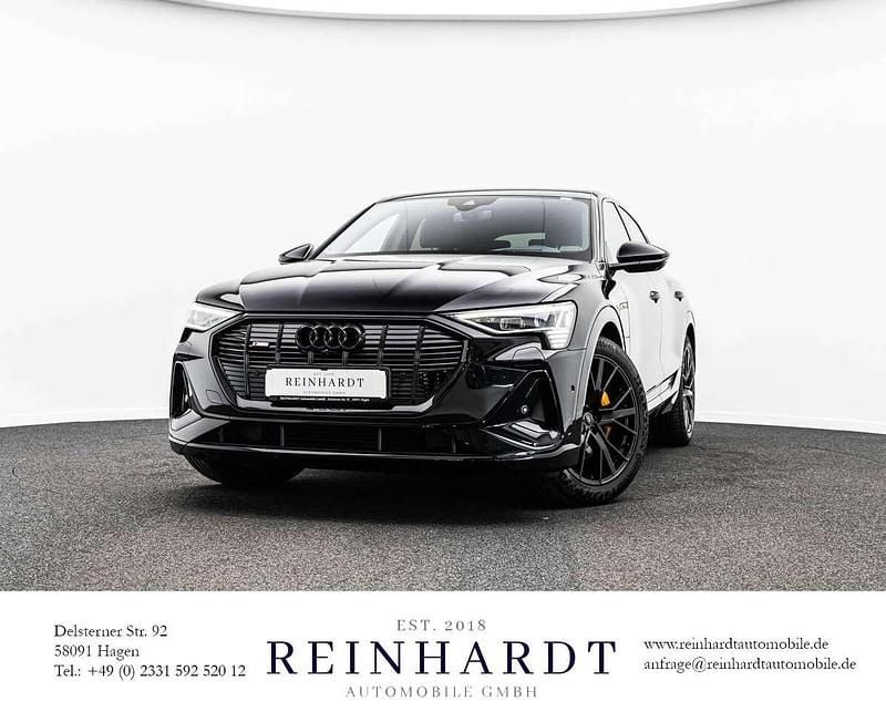 Mythosschwarz metallic Gebraucht 2022 Audi e-tron Sportback Black Edition SUV | 43.625 € (Fairer Preis) - Bild 1/3