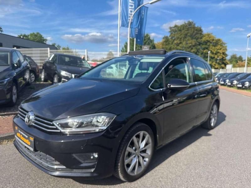 Schwarz Gebraucht 2015 VW Golf Sportsvan Highline Van / Kleinbus | 12.990 € (Guter Preis) - Bild 1/4