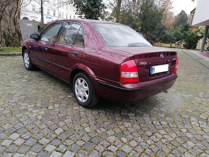 Gebraucht Mazda 323S Exclusive 88 PS (64 kW) 1999 Rot Limousine