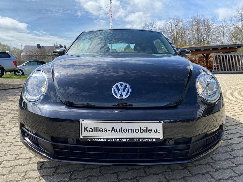 Gebraucht VW Beetle 105 PS (77 kW) 2013 Deep black perleffekt Kleinwagen