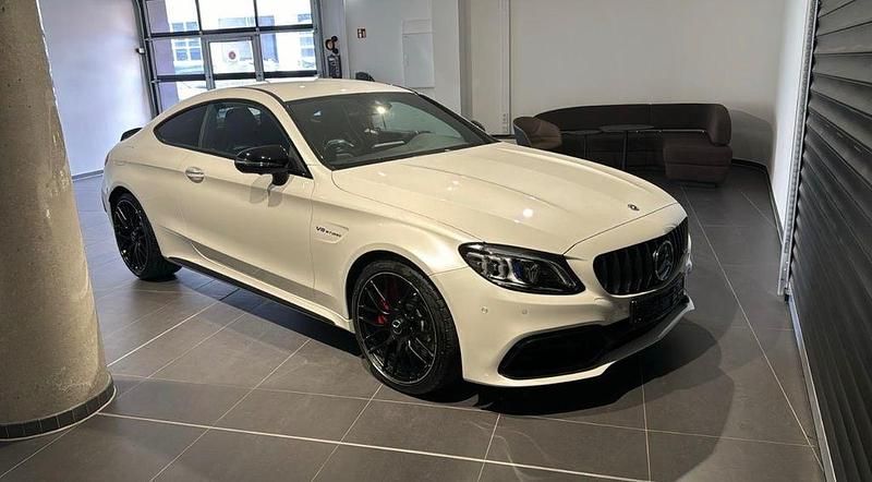 Gebraucht Mercedes C63S AMG AMG 510 PS (375 kW) 2021 Weiß Coupé