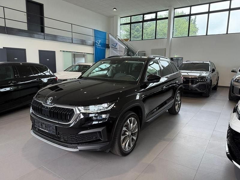 Schwarz Gebraucht 2022 Skoda Kodiaq Clever SUV | 33.999 € (Guter Preis) - Bild 1/4