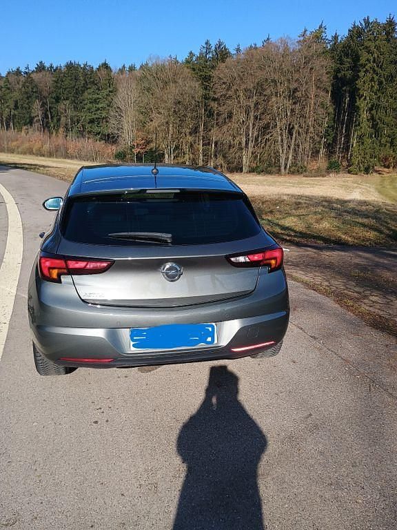 Gebraucht Opel Astra 125 PS (91 kW) 2019 Grau Limousine