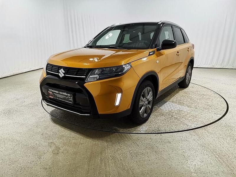 Gebraucht Suzuki Vitara Comfort 129 PS (94 kW) 2024 Gelb SUV