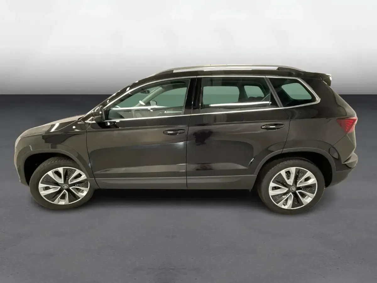 Neu Skoda Karoq SportLine 150 PS (110 kW) 2026 Schwarz SUV