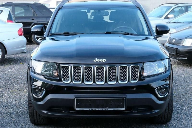 Second-hand Jeep Compass 170 CP (125 kW) 2016 Negru SUV