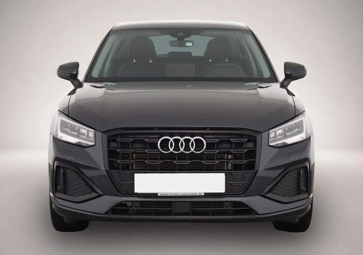 Gebraucht Audi Q2 Advanced 150 PS (110 kW) 2025 Manhattangrau metallic SUV