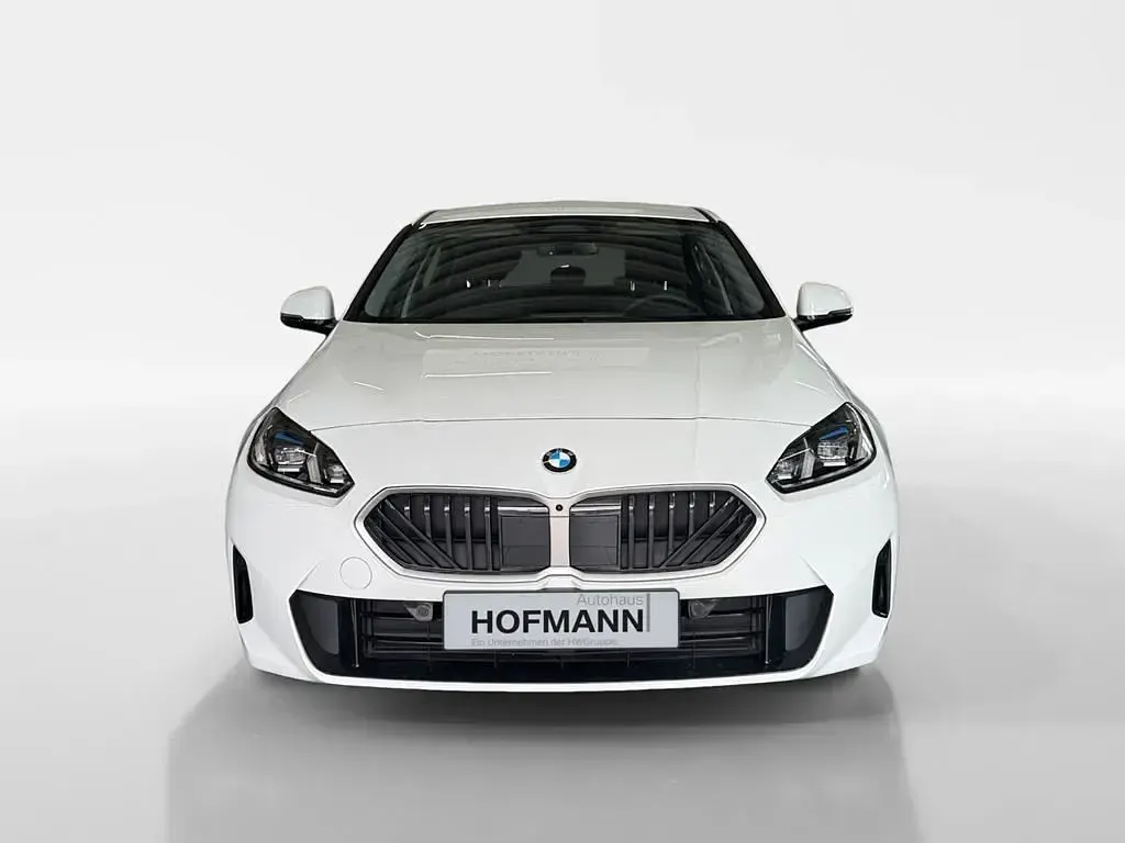 Gebraucht BMW 120 156 PS (114 kW) 2025 Alpinweiß uni Kleinwagen