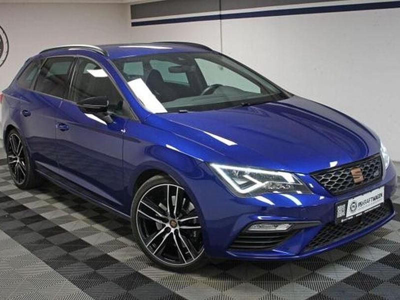 Gebraucht Seat Leon 4Drive 300 PS (220 kW) 2019 Blau Limousine