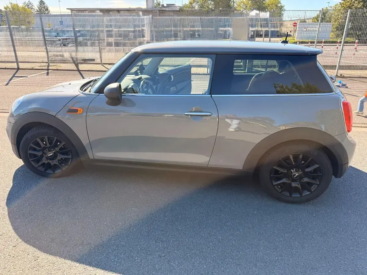 Gebraucht Mini ONE 102 PS (75 kW) 2014 Grau Kleinwagen