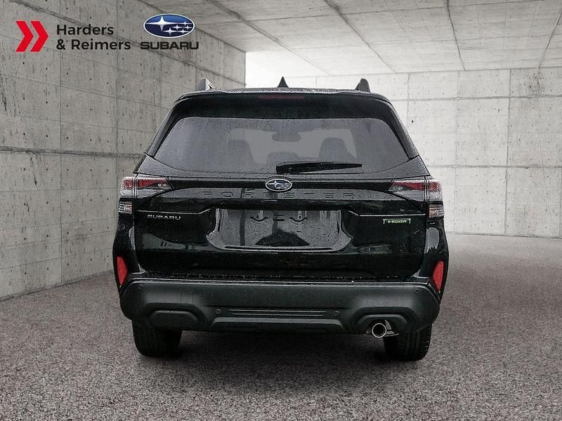 Neu Subaru Forester Exclusive+ 136 PS (100 kW) 2025 Schwarz SUV