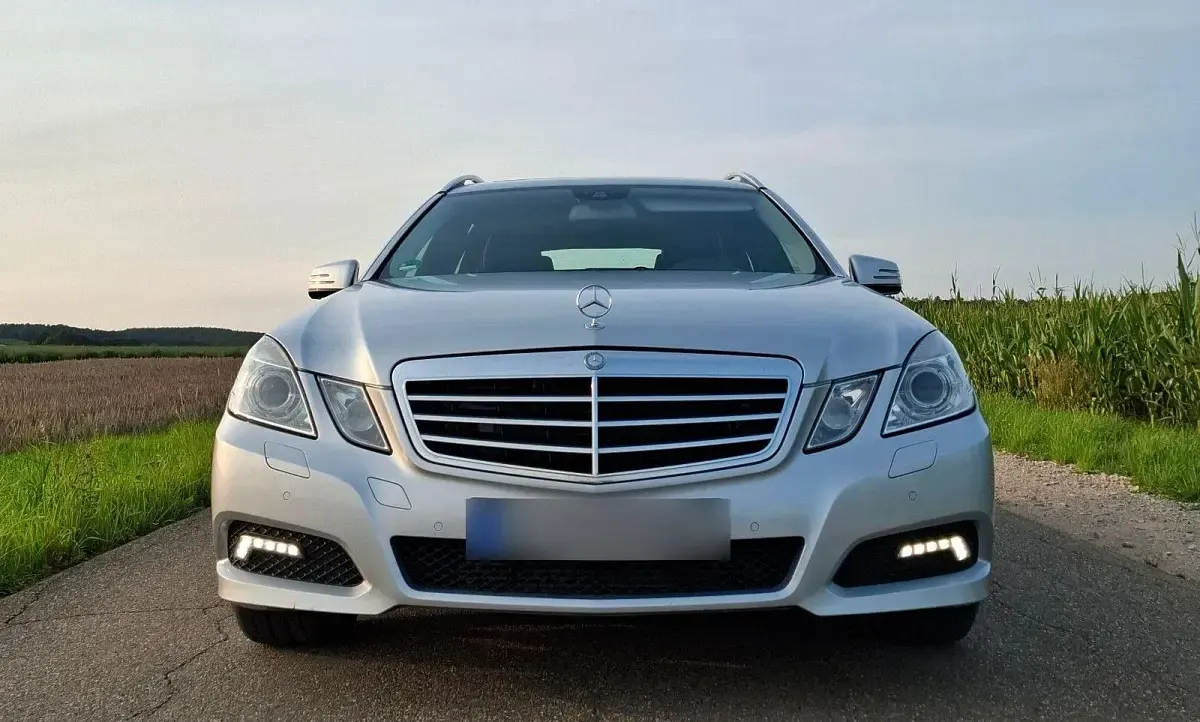 Gebraucht Mercedes E350 231 PS (169 kW) 2010 Silber Kombi