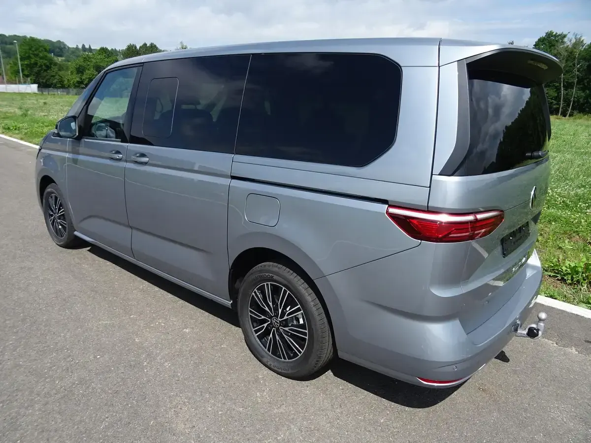 Gebraucht VW Multivan 2026 Monosilber metallic Van / Kleinbus