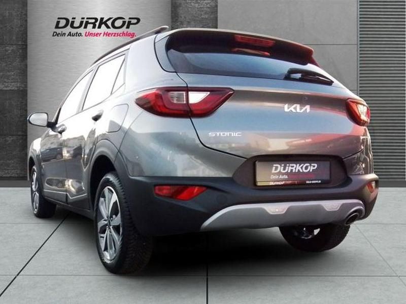 Gebraucht Kia Stonic Vision 79 PS (58 kW) 2024 Astrograu metallic (metallic) SUV