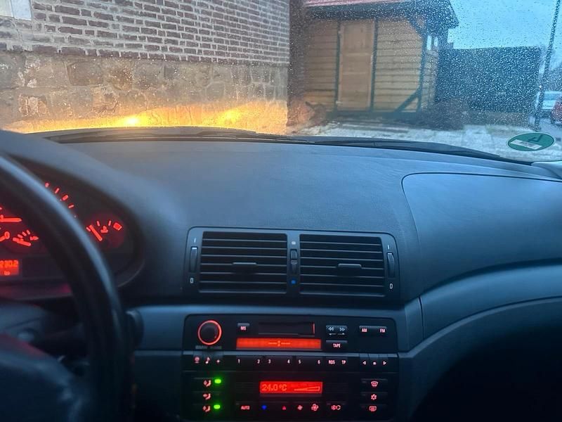 Gebraucht BMW 316 116 PS (85 kW) 2000 Blau Limousine