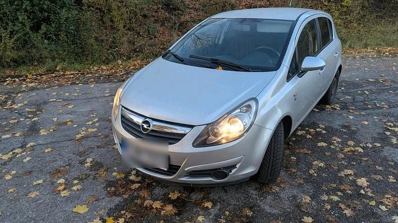 Silber Gebraucht 2010 Opel Corsa Edition Kleinwagen | 3.350 € (Guter Preis) - Bild 1/4