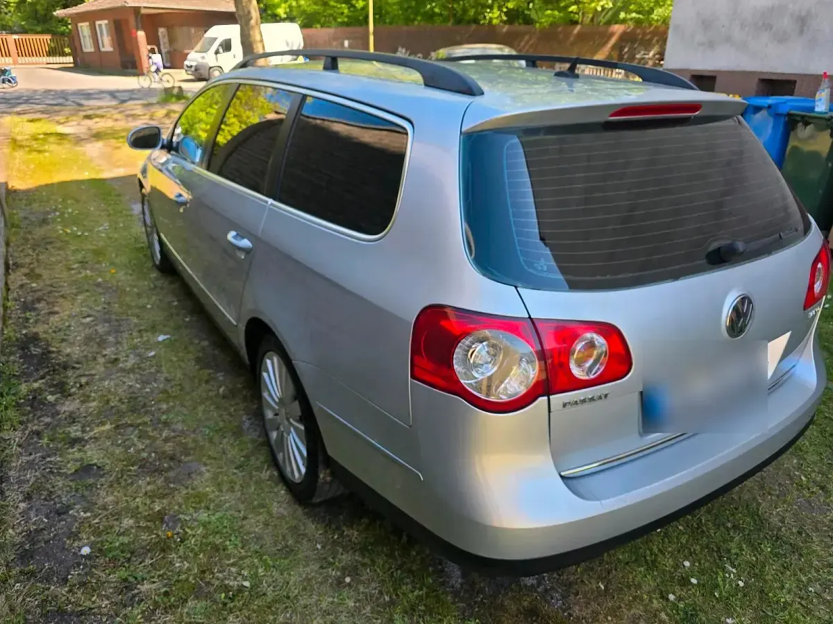 Gebraucht VW Passat 140 PS (102 kW) 2008 Silber Kombi