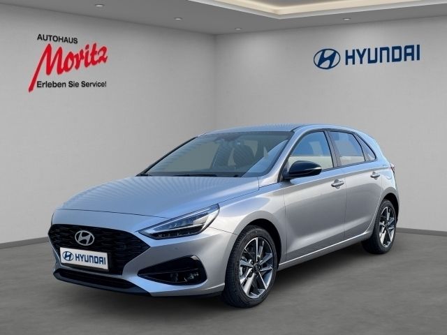 Silber Neu 2025 Hyundai i30 Advantage Limousine | 24.950 € (Fairer Preis) - Bild 1/4