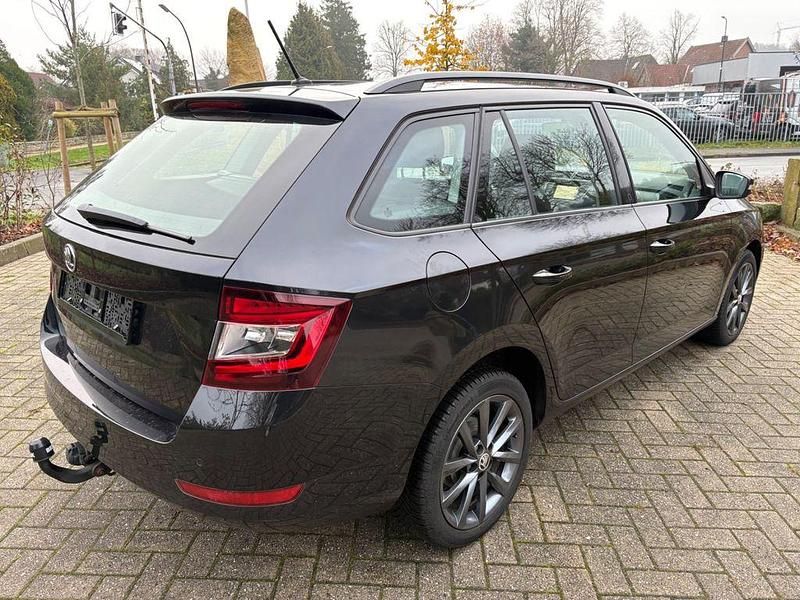 Gebraucht Skoda Fabia Soleil 95 PS (69 kW) 2019 Schwarz Kombi