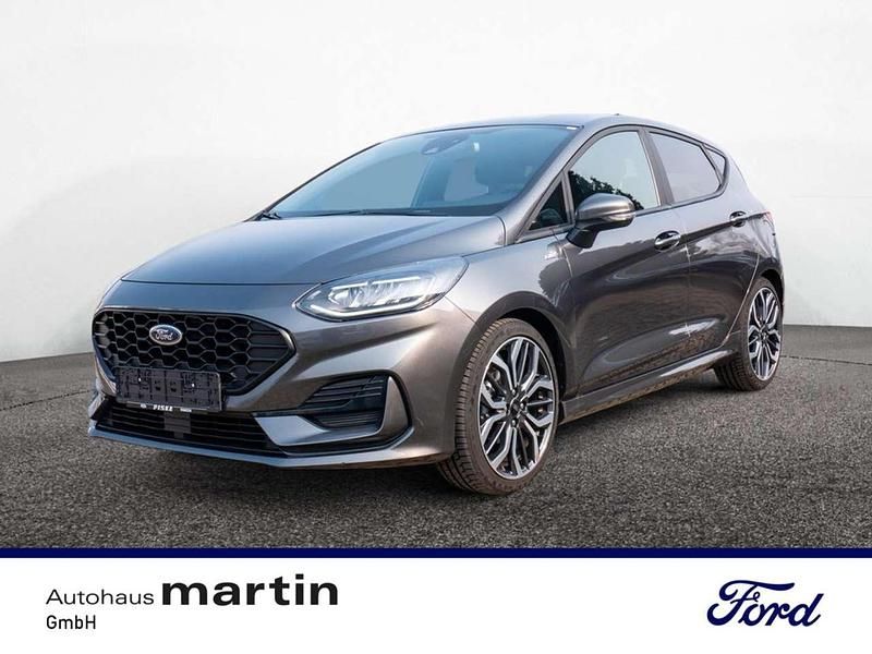 Magnetic grau Gebraucht 2023 Ford Fiesta ST-Line X Kleinwagen | 20.990 € (Fairer Preis) - Bild 1/2